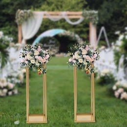 Gold Trim Hexagon Plinth