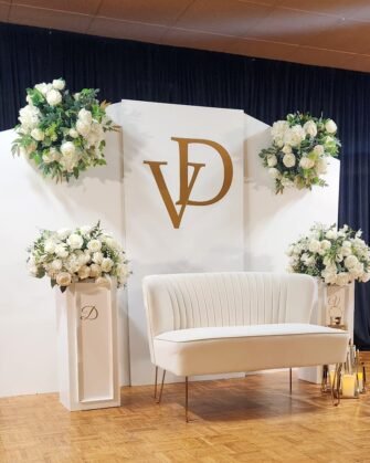 Sweetheart Backdrop & Florals Package